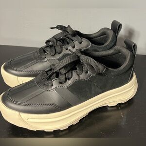 Sorel Women's Ona 503 Everyday Low Platform Sneaker Size 6